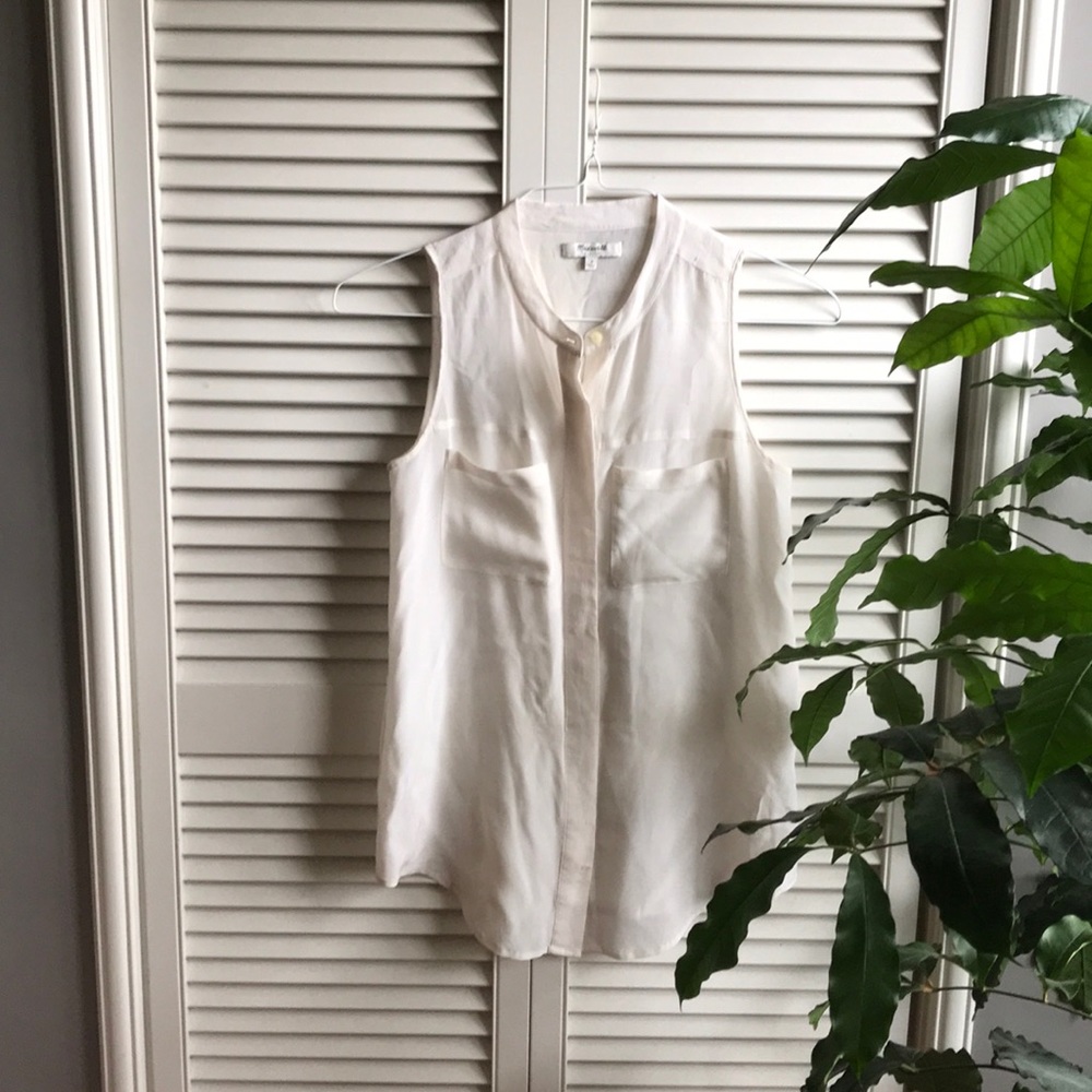 Madewell Silk Sleeveless Buttondown Blouse